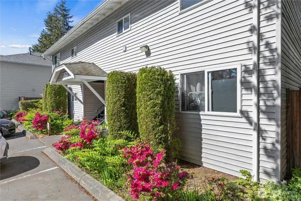 7700 196th Street Sw #C, Edmonds, WA 98026