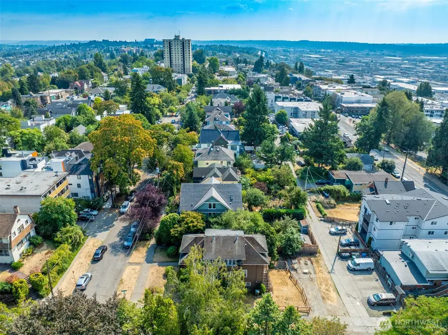 1303 13th Avenue S, Seattle, WA 98144 - #3