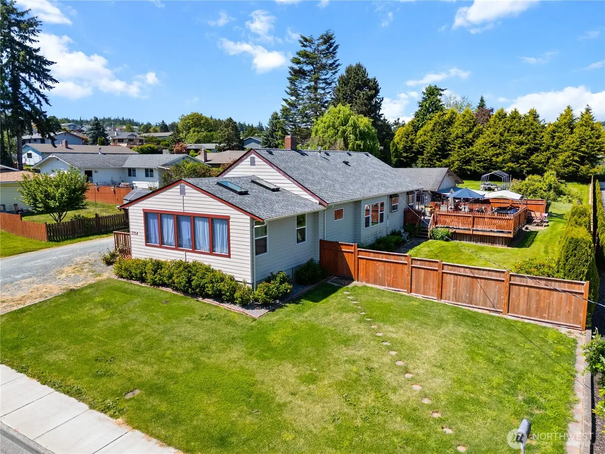 3704 Commercial Avenue, Anacortes, WA 98221 - #1