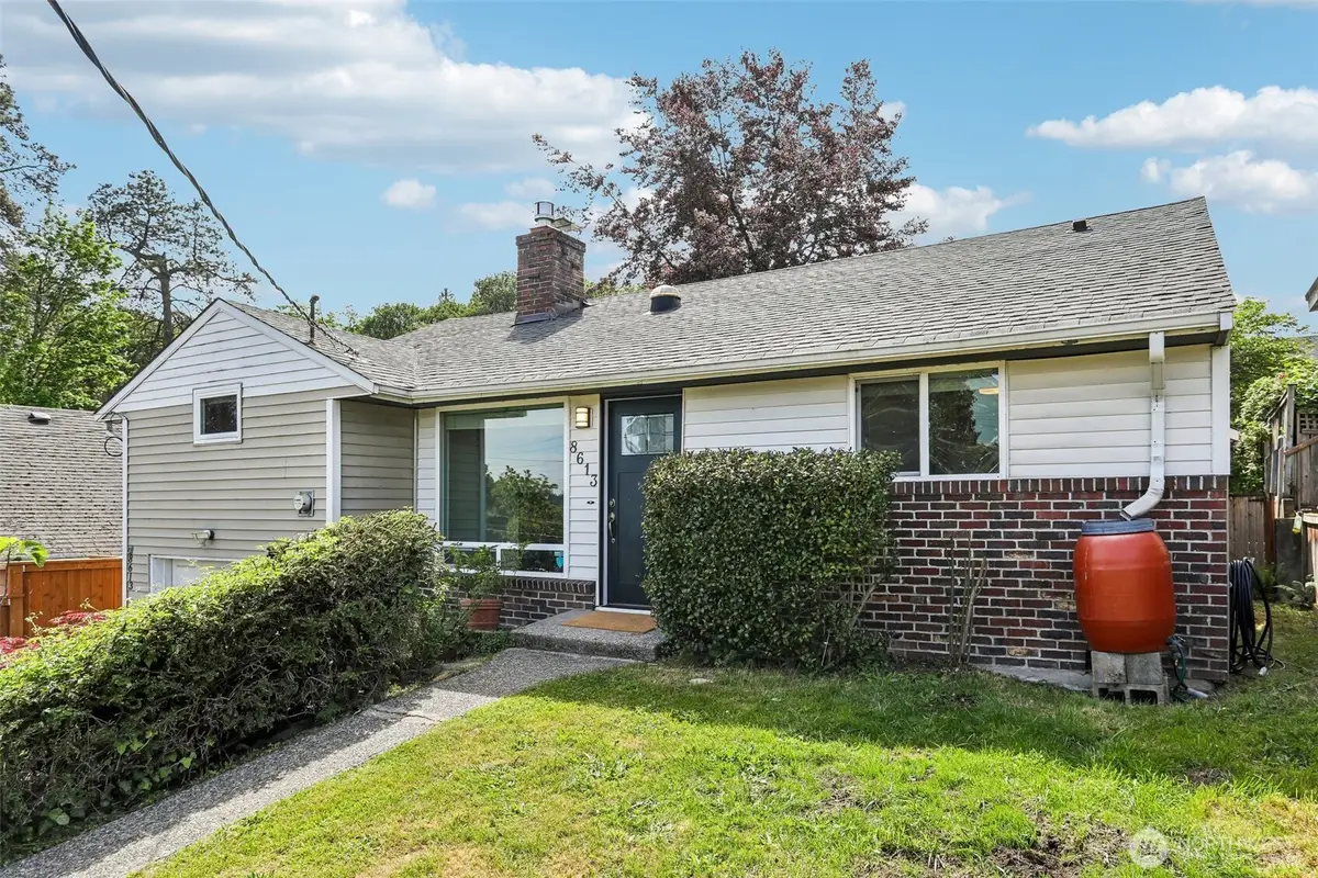8613 42nd Avenue S, Seattle, WA 98118 - #1