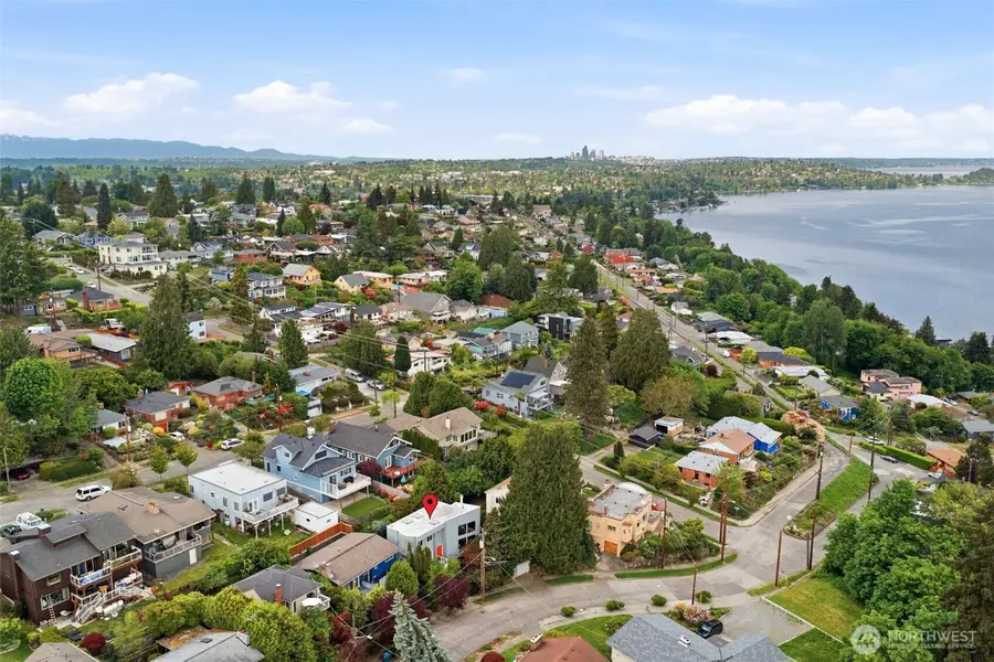10215 Waters Avenue S, Seattle, WA 98178 - #3