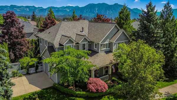 7124 Chanticleer Avenue Se, Snoqualmie, WA 98065