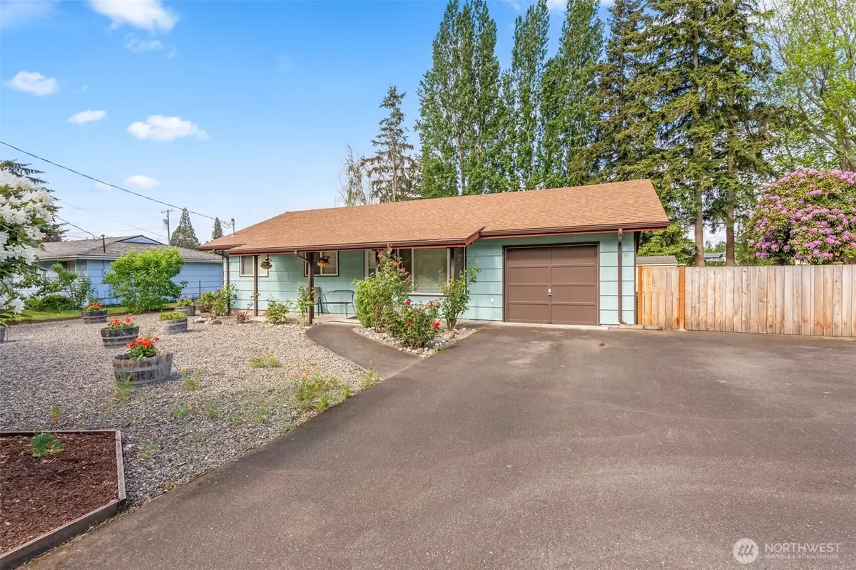 2002 Cascade Place W, University Place, WA 98466 - #1