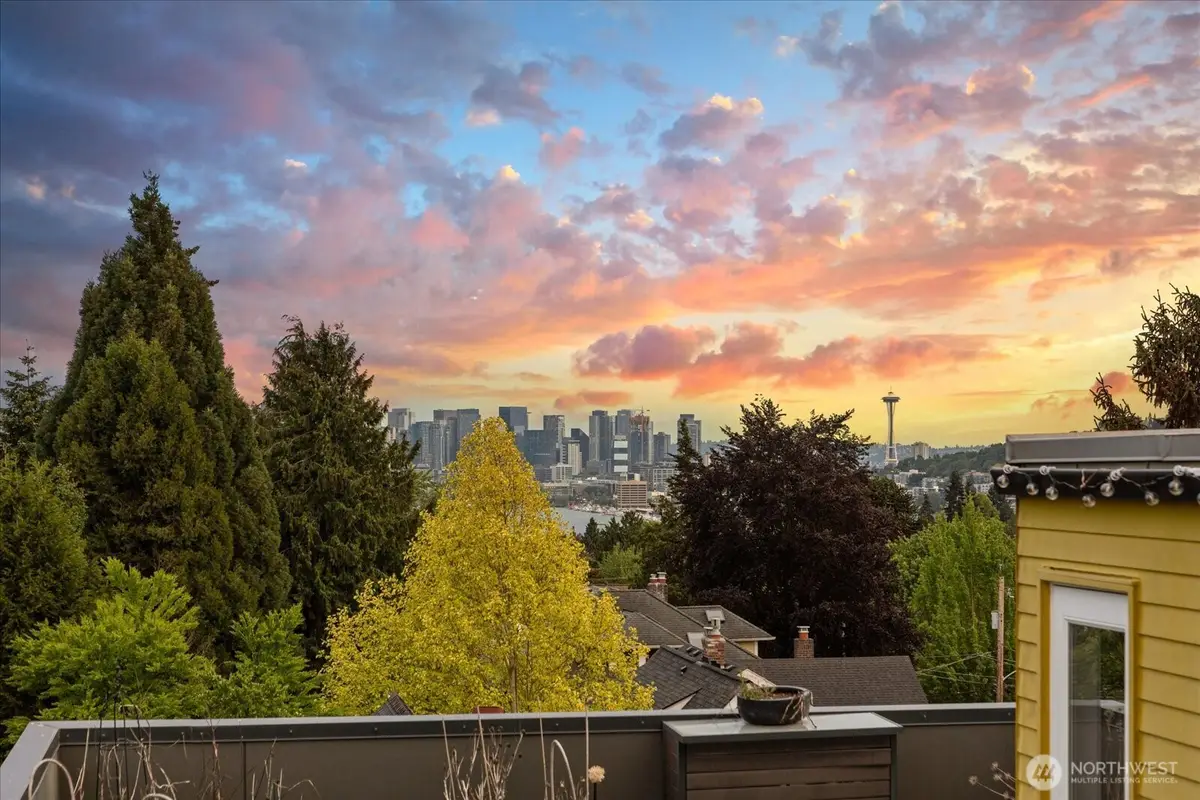 4412 Corliss Avenue N #A, Seattle, WA 98013 - #1