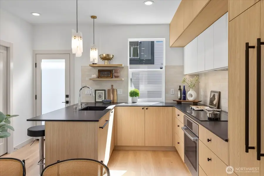 4416 Corliss Avenue N #B, Seattle, WA 98003 - #3