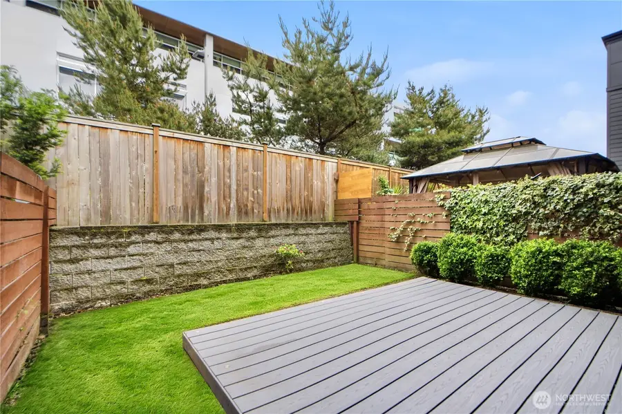 732 4th Court S #A, Kirkland, WA 98033 - #2