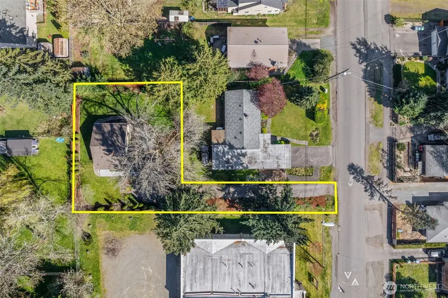 13323 20th Avenue Ne, Seattle, WA 98125 - #3