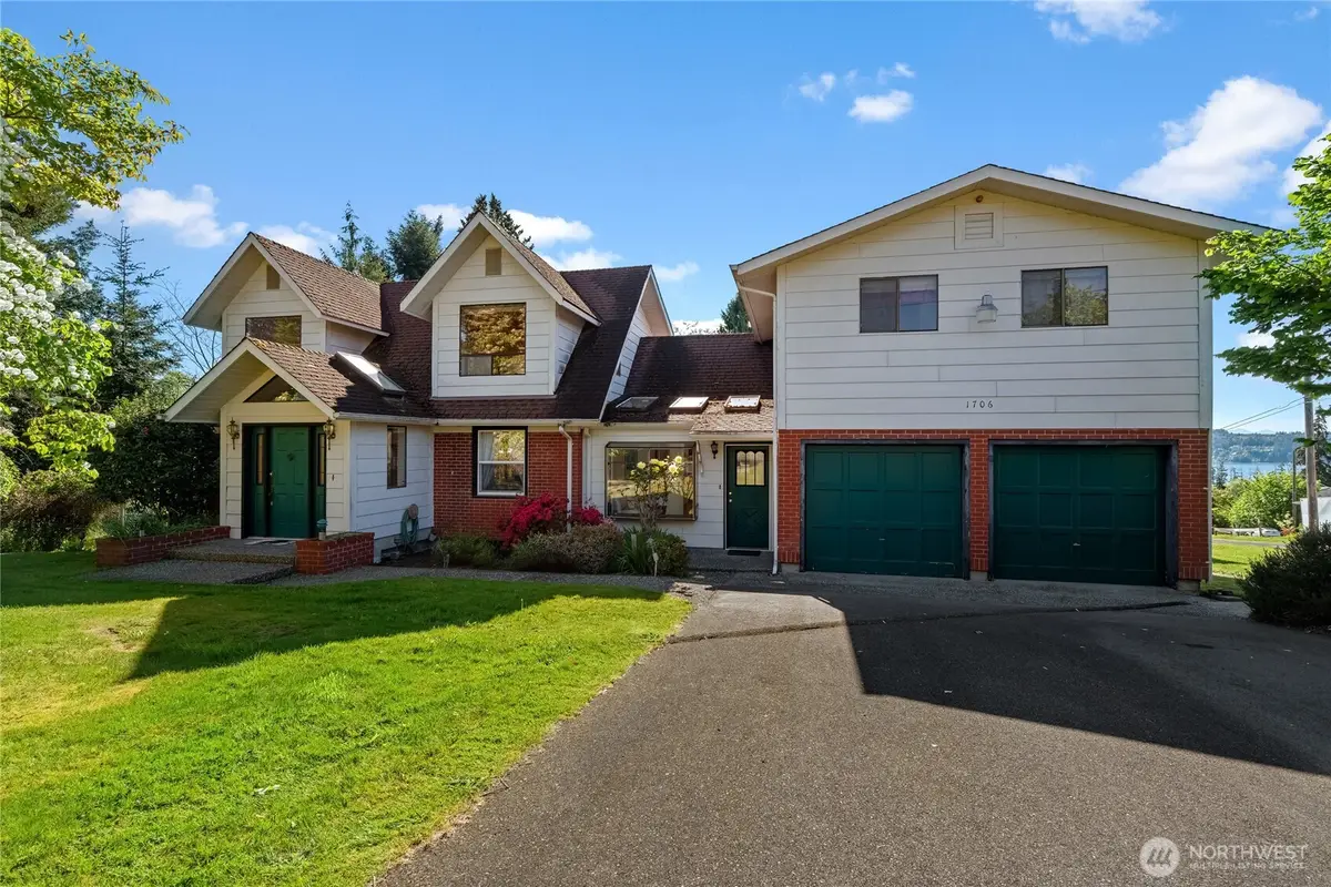 1706 S Sunset Drive, Tacoma, WA 98465 - #1