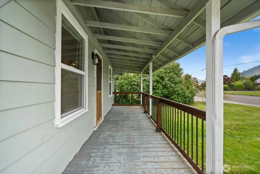 331 Adams Avenue, Morton, WA 98356 - #3