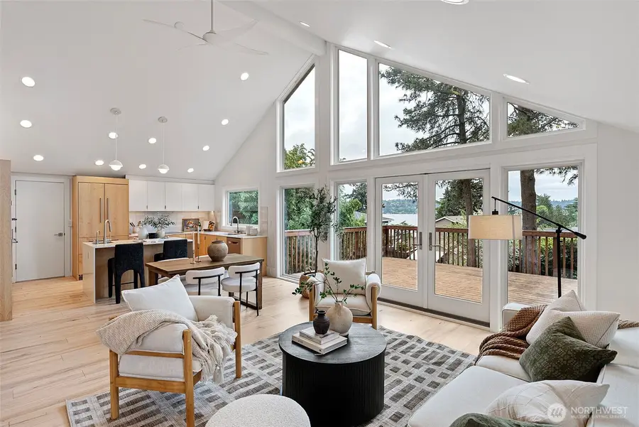 4020 47th Avenue S, Seattle, WA 98118 - #3