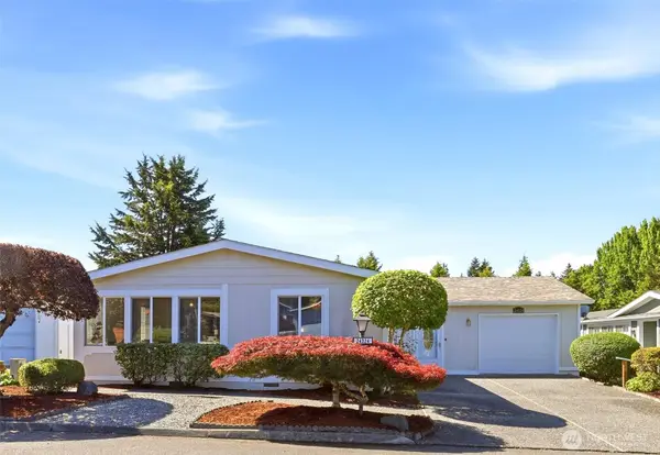 24324 9th Avenue W, Bothell, WA 98021