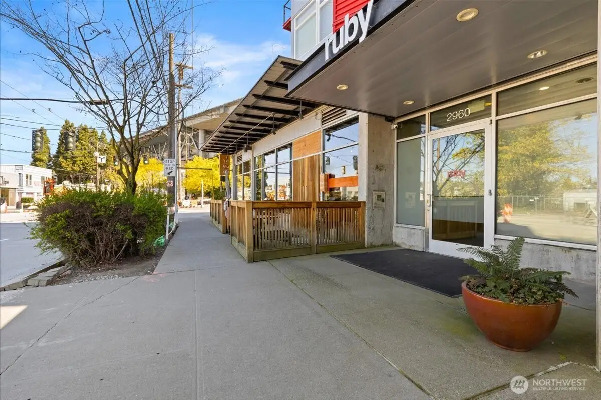 2960 Eastlake Avenue E #111, Seattle, WA 98102 - #1