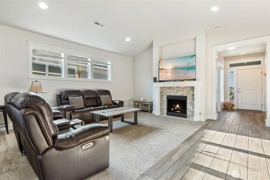 5997 W 41st Ave, Kennewick, WA 99338 - #3