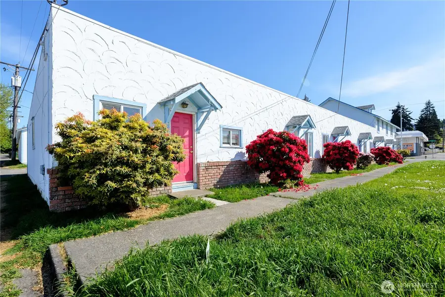 201 E Liberty Street, Port Angeles, WA 98362 - #3