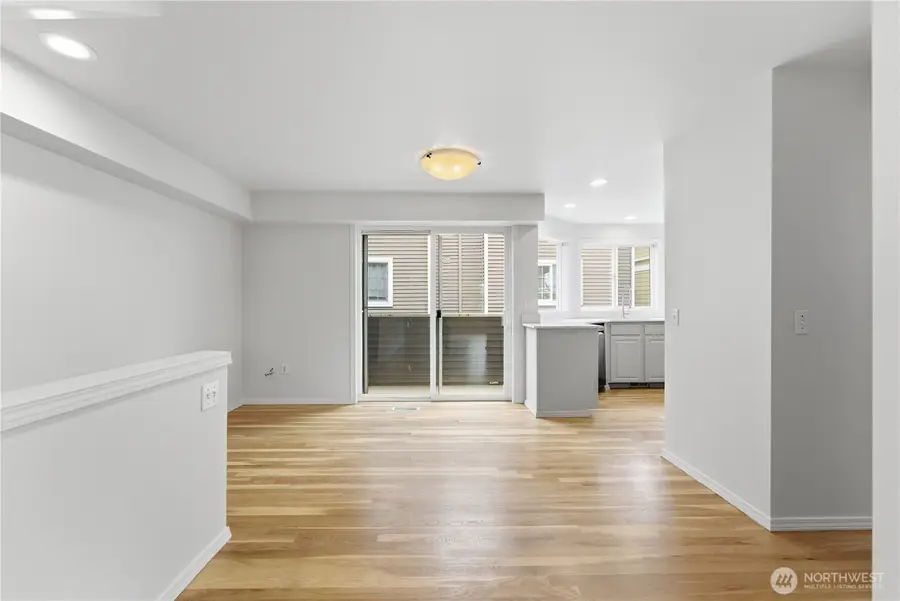 11732 Greenwood Avenue N, Seattle, WA 98133 - #3