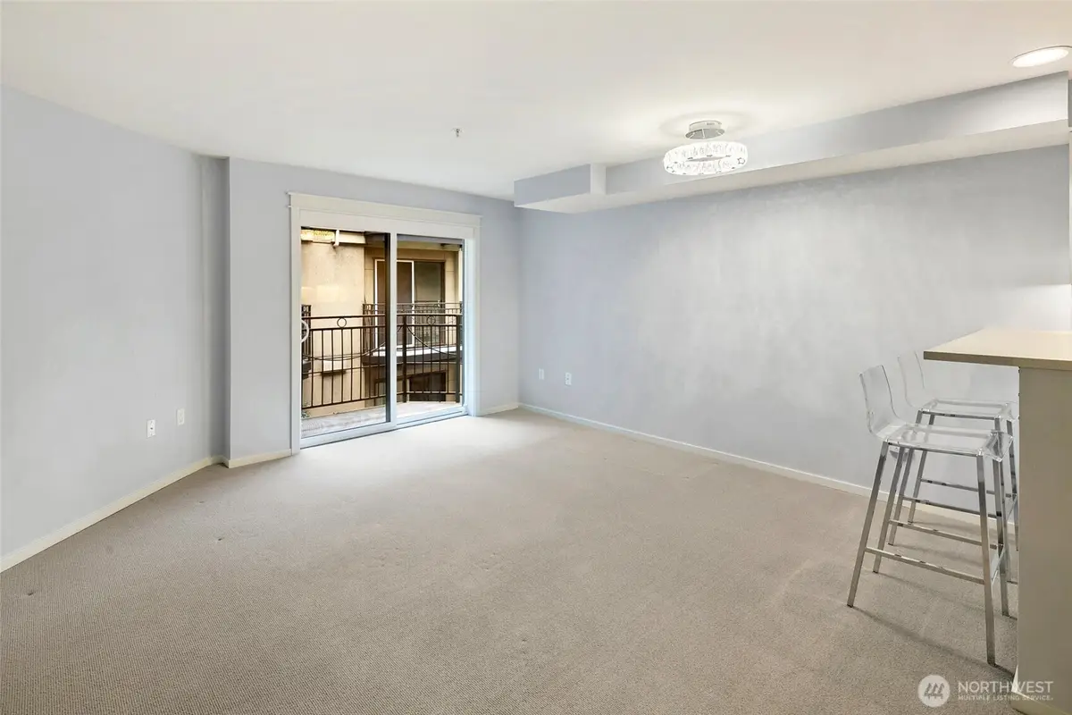 425 Vine Street #614, Seattle, WA 98121 - #1
