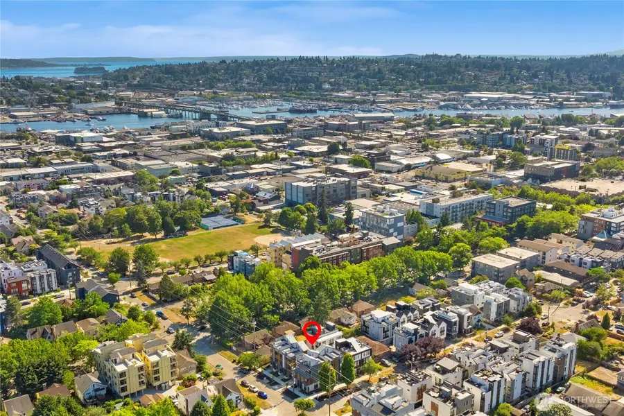 903 NW 56th Street, Seattle, WA 98107 - #3
