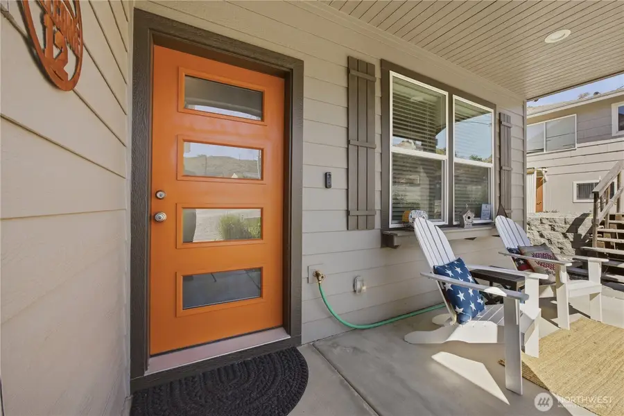 609 N Bradley Street, Chelan, WA 98816 - #3