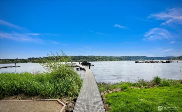 4050 W Lake Sammamish Parkway Ne #2, Redmond, WA 98052