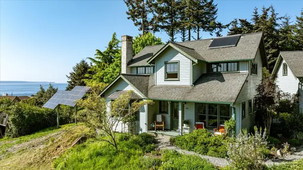 321 Windantide Place, Freeland, WA 98249