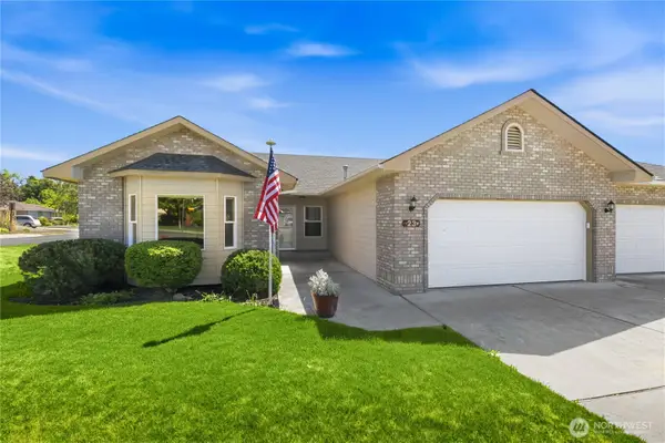 23 N 86th Avenue, Yakima, WA 98908