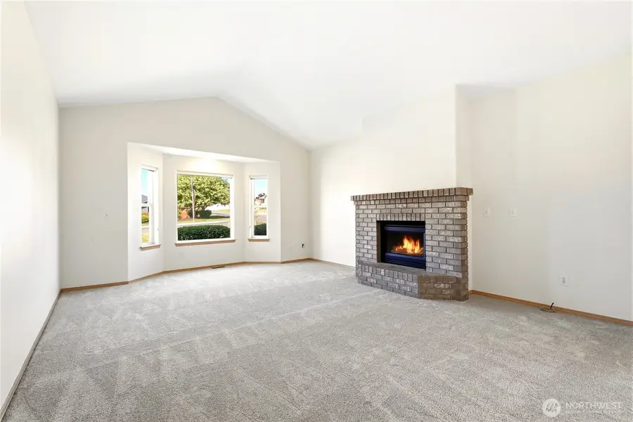 23 N 86th Avenue, Yakima, WA 98908 - #3