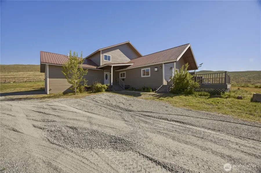 552 Bill Shaw Road, Pateros, WA 98846 - #2
