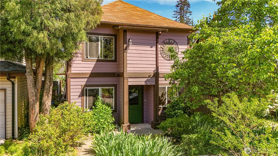 8102 Silva Avenue Se, Snoqualmie, WA 98065 - #2