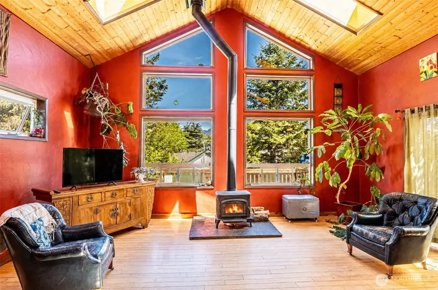 8102 Silva Avenue Se, Snoqualmie, WA 98065 - #3