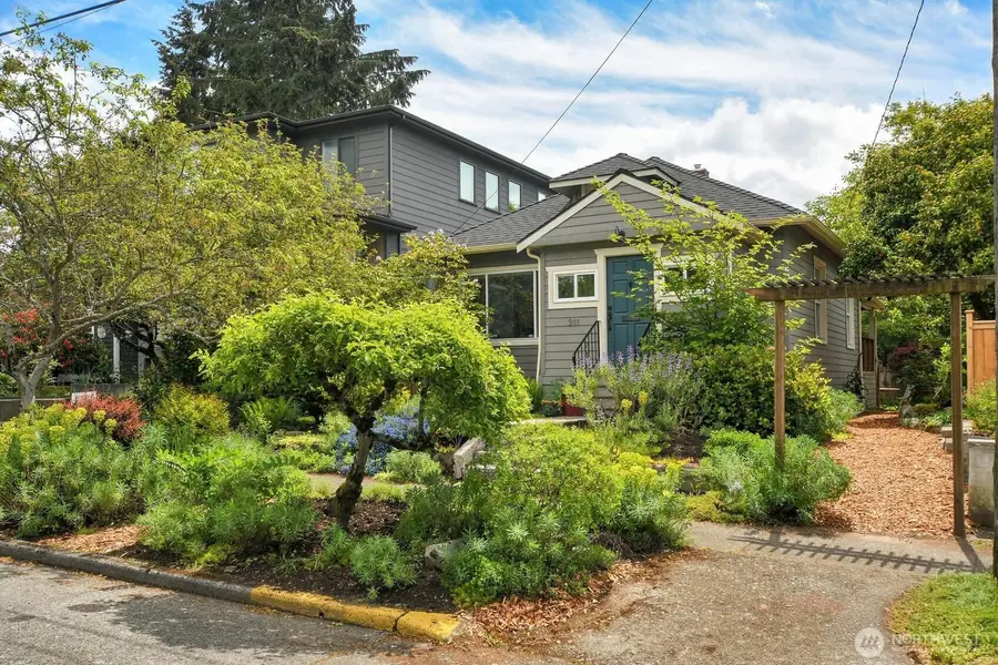 511 N 82nd Street, Seattle, WA 98103 - #2