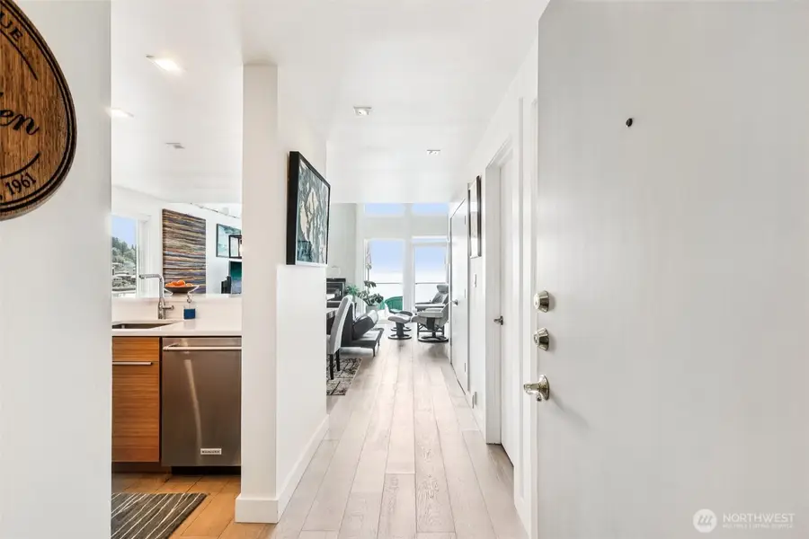 3717 Beach Drive Sw #316, Seattle, WA 98106 - #2