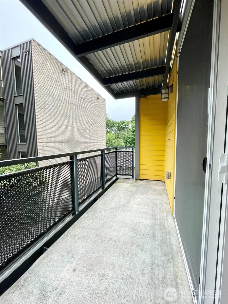 2249 NE 46th Street, Seattle, WA 98105 - #2