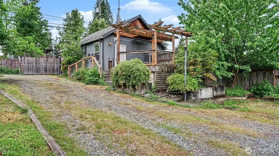 926 E Marine View Drive, Everett, WA 98201 - #3