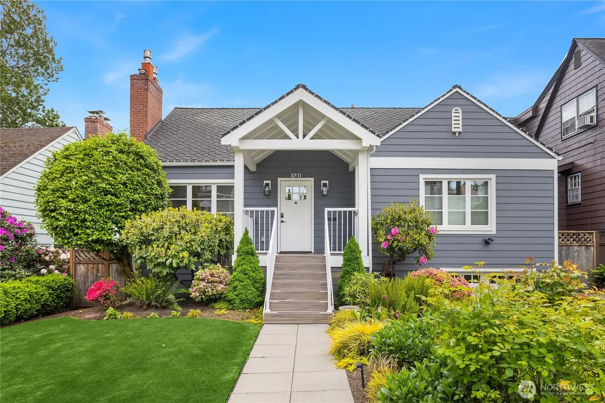 3711 NE 42nd St, Seattle, WA 98105 - #1