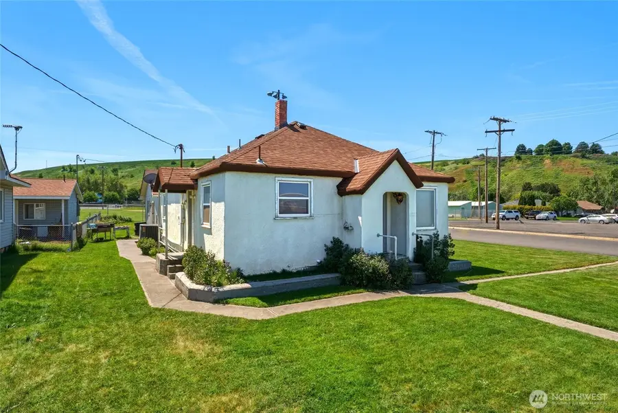 129 Catherine Avenue, Milton Freewater, OR 97862 - #2