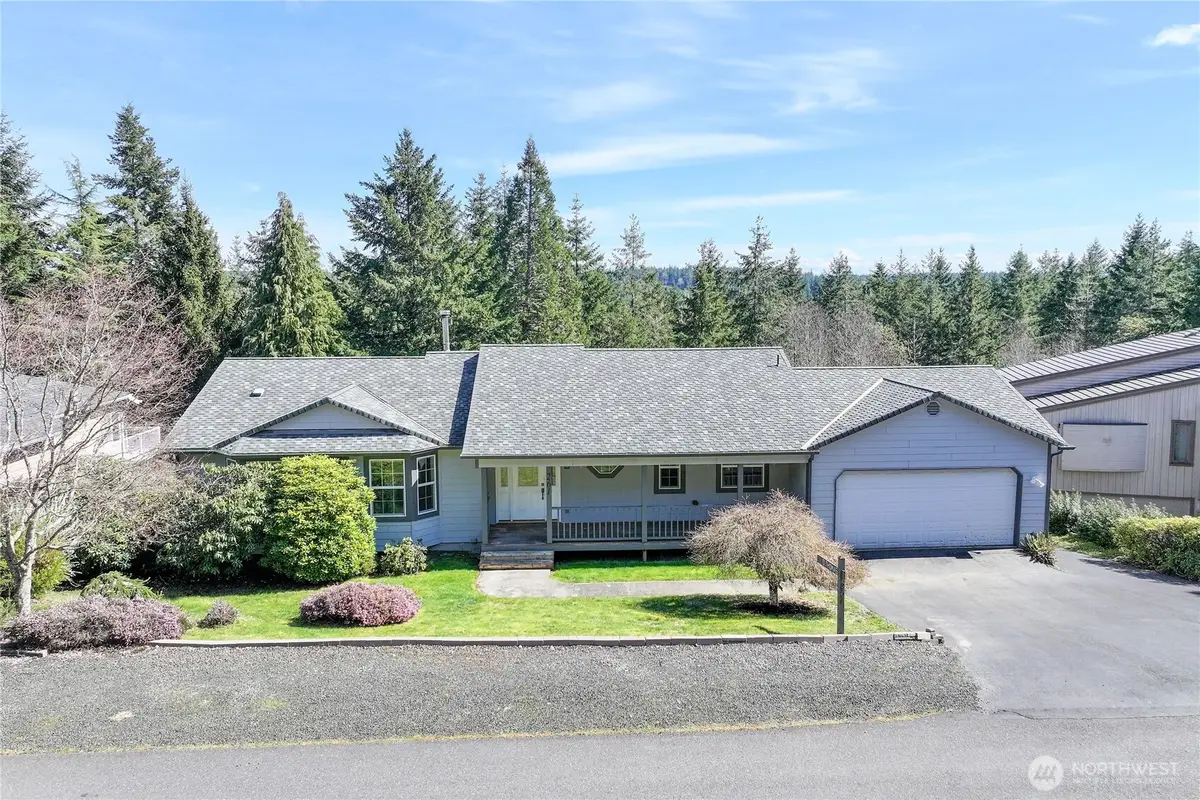 261 E Rainier Court, Allyn, WA 98524 - #1