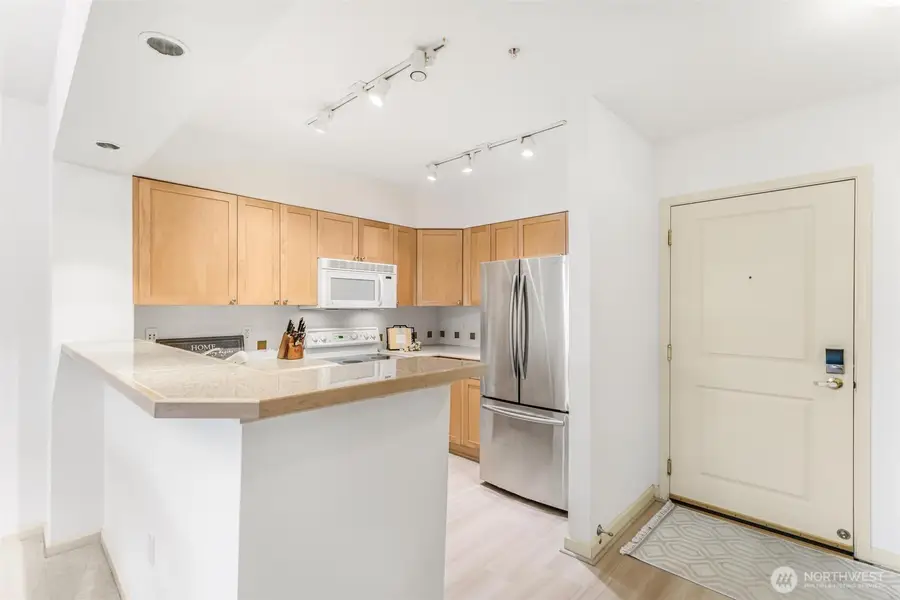 1525 NW 57th Street #302, Seattle, WA 98107 - #3