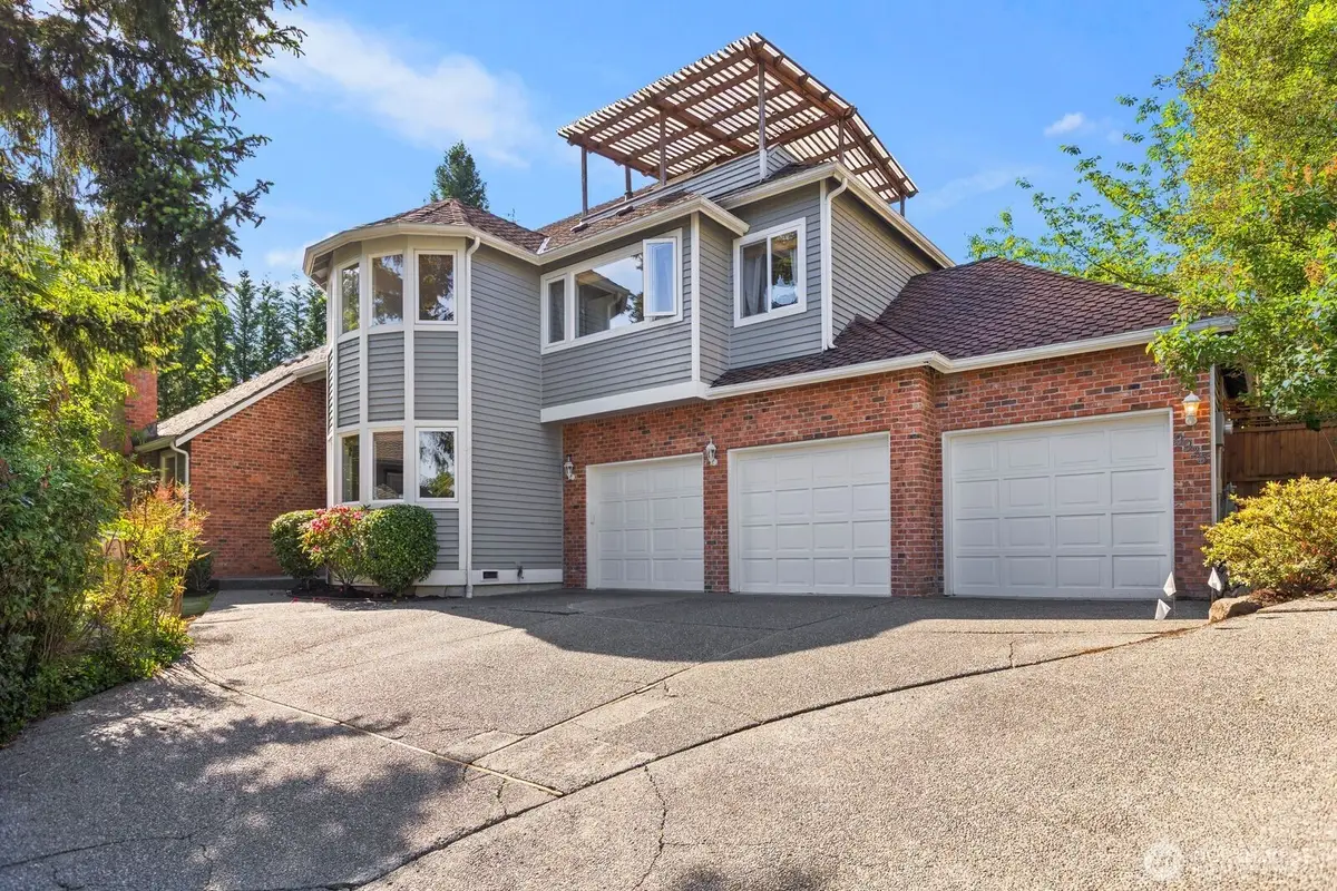 9925 SE 5th Street, Bellevue, WA 98004 - #1