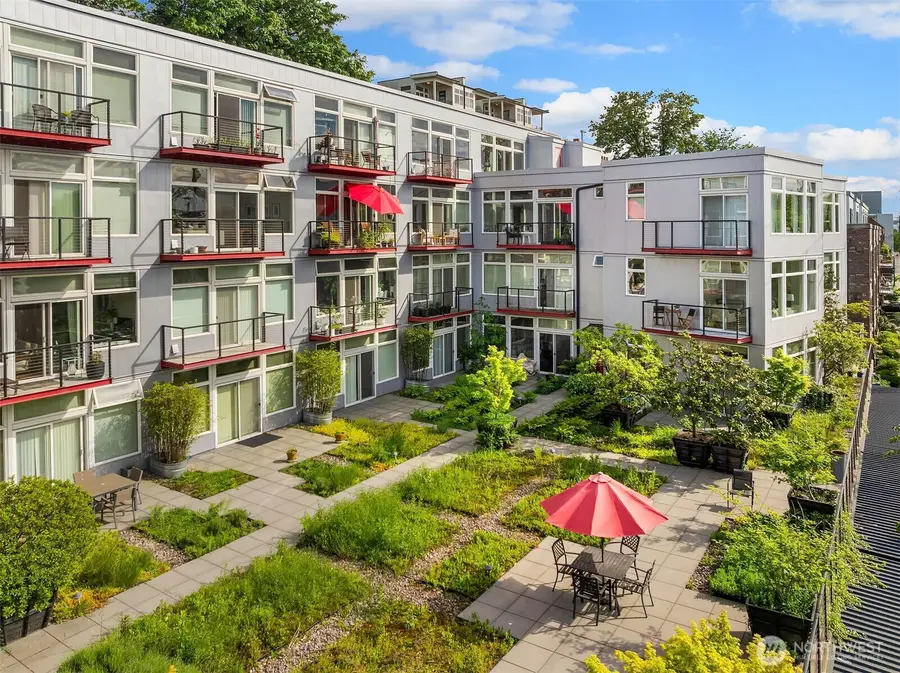 2960 Eastlake Avenue E #213, Seattle, WA 98102 - #3