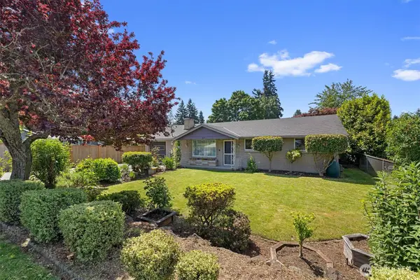 21718 88th Avenue W, Edmonds, WA 98026