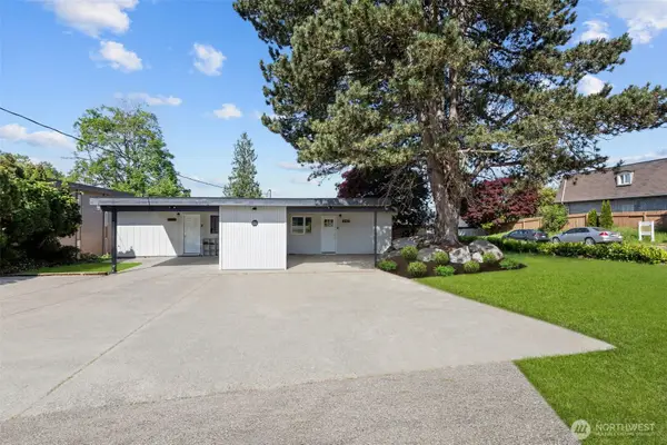 21903 30th Avenue S, Des Moines, WA 98198