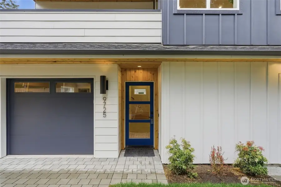 9725 Evanston Avenue N, Seattle, WA 98103 - #2