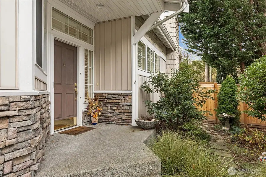 120 Newport Way Nw #16, Issaquah, WA 98027 - #3