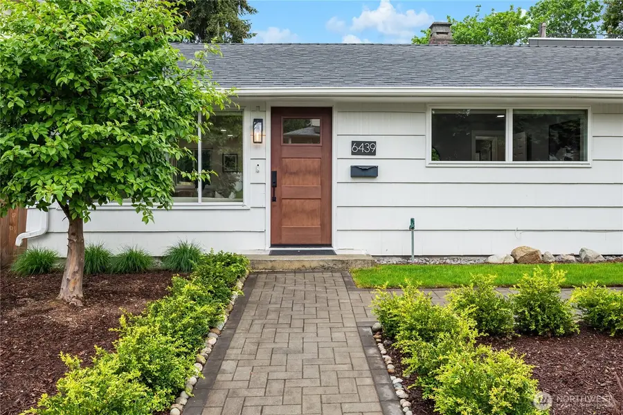 6439 Marshall Avenue Sw, Seattle, WA 98136 - #2
