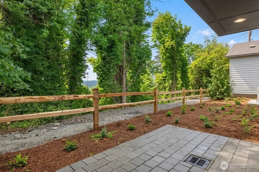 4411 21st Avenue Sw, Seattle, WA 98106 - #3