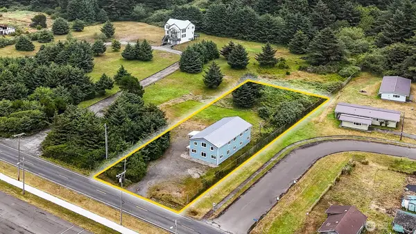 42 N First Street, Pacific Beach, WA 98571