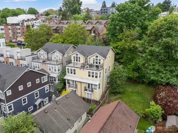 129 26th Avenue E, Seattle, WA 98112