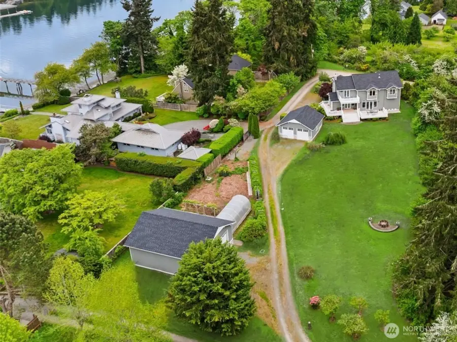 15390 Broom Street Ne, Bainbridge Island, WA 98110 - #2