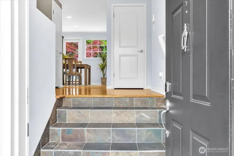 3417 77th Avenue Se, Mercer Island, WA 98040 - #2