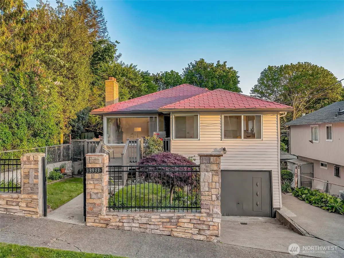 3933 S Mead Street, Seattle, WA 98118 - #1